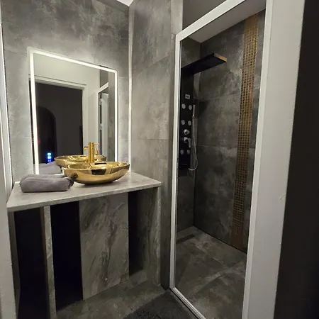 Apartamento Rentcenter79 *